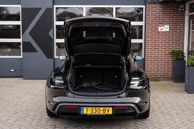 Porsche Taycan 4 93 kWh | Panorama | Luchtvering | Bose | Camera | Sport Chrono | 21' inch | BTW |