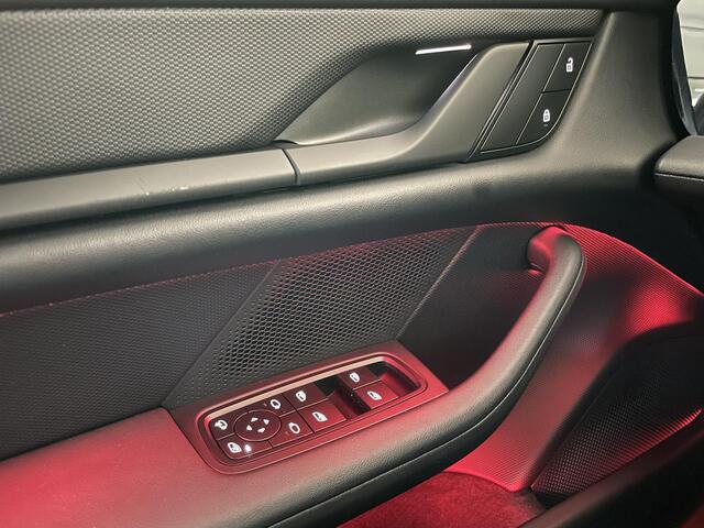 Porsche Taycan 79 kWh | Sport Chrono | Warmtepomp | Climatronic