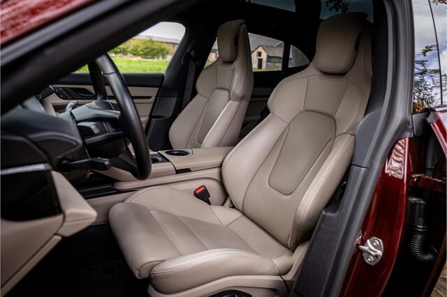 Porsche Taycan Cross Turismo 4 93 kWh Panorama 18-Wegs Stoelventilatie Passenger Display