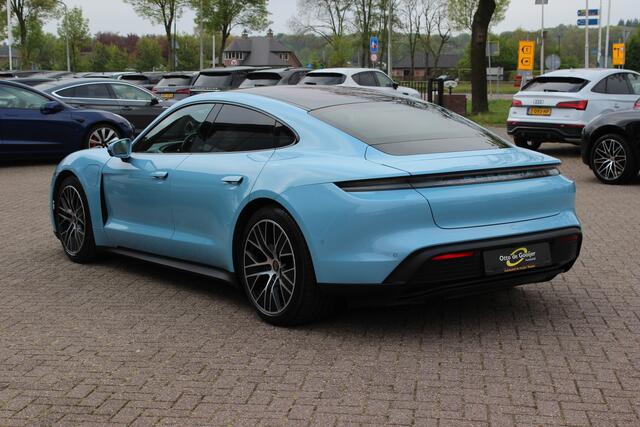 Porsche Taycan 4S Performance 84 kWh / Porsche Approved 04-2027 / SoH 92,3% / Panoramadak / 360Camera / Passenger Display / Luchtvering / Bose / 20'' / Adaptieve Stoelen / Sportchrono / Stoelventilatie+verwarming 4x / Dodehoek /