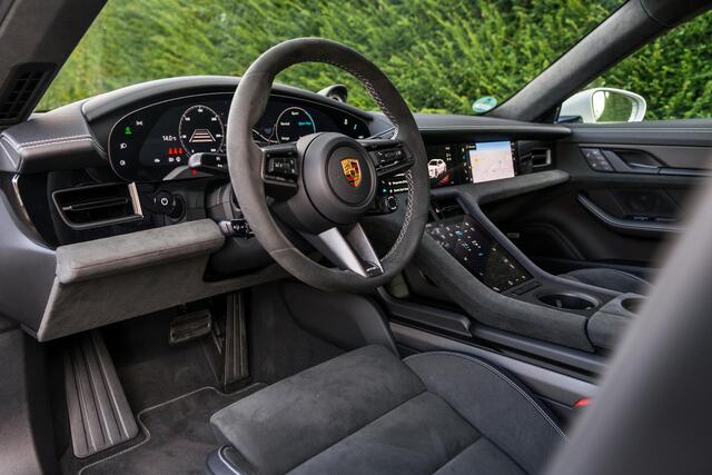 Porsche Taycan Sport Turismo GTS 93 kWh CarbonExt|Inno|360|HUD|PassDispl|AchterasBest|Approved