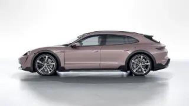 Porsche Taycan 4S Cross Turismo
