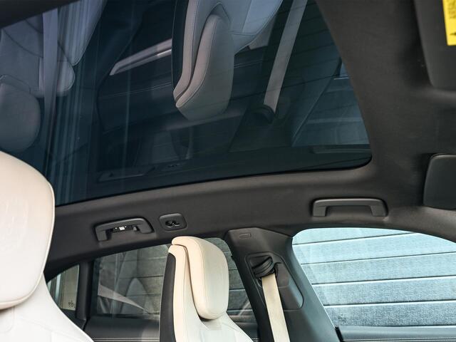 Porsche Taycan Sport Turismo 4S 79 kWh | Panoramdak | Bose | HUD | Camera | Night Vision | Carbon Interieur | Sport Chrono | Achterasbesturing | 14-Wegs Memory Seats | Stoelverwarming V+A | Passagiers Display |