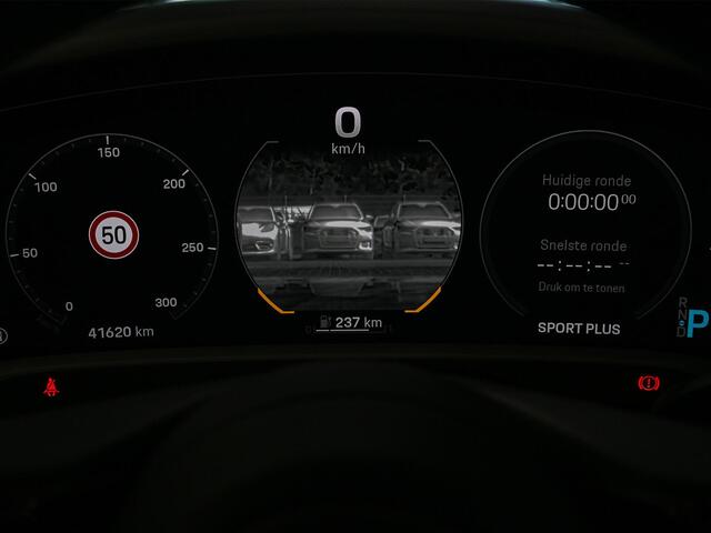 Porsche Taycan Sport Turismo 4S 79 kWh | Panoramdak | Bose | HUD | Camera | Night Vision | Carbon Interieur | Sport Chrono | Achterasbesturing | 14-Wegs Memory Seats | Stoelverwarming V+A | Passagiers Display |