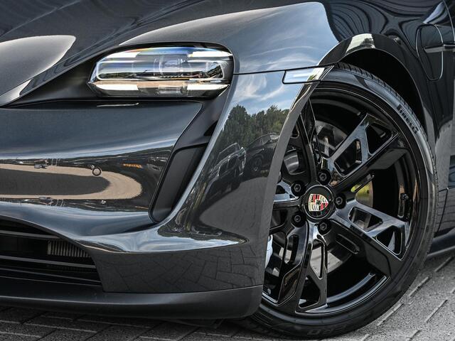 Porsche Taycan Sport Turismo 4S 79 kWh | Panoramdak | Bose | HUD | Camera | Night Vision | Carbon Interieur | Sport Chrono | Achterasbesturing | 14-Wegs Memory Seats | Stoelverwarming V+A | Passagiers Display |