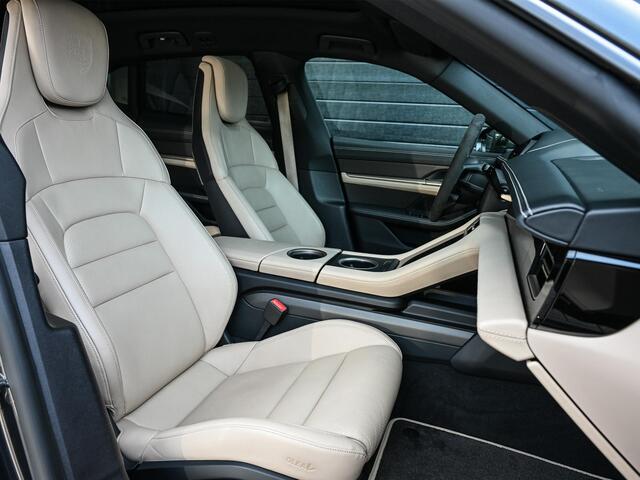 Porsche Taycan Sport Turismo 4S 79 kWh | Panoramdak | Bose | HUD | Camera | Night Vision | Carbon Interieur | Sport Chrono | Achterasbesturing | 14-Wegs Memory Seats | Stoelverwarming V+A | Passagiers Display |