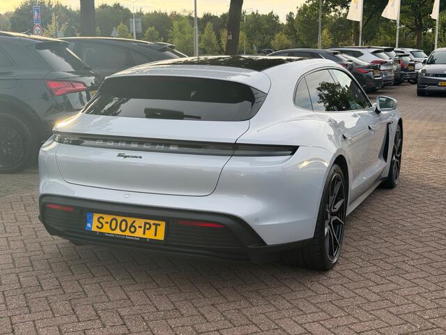 Porsche Taycan Sport Turismo 93 kWh / SoH 94,1% / Panoramadak / 360Camera / Luchtvering / Sportchrono / 21'' / Adaptieve Stoelen / Bose / Stoel+Stuurverwarming / Dodehoek / DAB / ACC / Warmtepomp