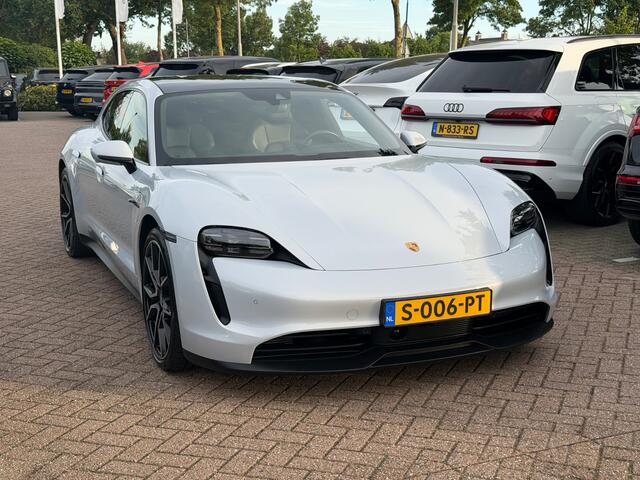Porsche Taycan Sport Turismo 93 kWh / SoH 94,1% / Panoramadak / 360Camera / Luchtvering / Sportchrono / 21'' / Adaptieve Stoelen / Bose / Stoel+Stuurverwarming / Dodehoek / DAB / ACC / Warmtepomp
