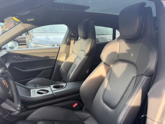 Porsche Taycan Sport Turismo 93 kWh / SoH 94,1% / Panoramadak / 360Camera / Luchtvering / Sportchrono / 21'' / Adaptieve Stoelen / Bose / Stoel+Stuurverwarming / Dodehoek / DAB / ACC / Warmtepomp