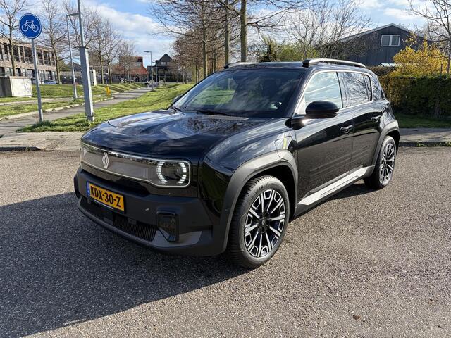 Renault 4 comfort range iconic 52 kWh APPLE CARPLAY ANDROID AUTO / PACK ADVANCES DRIVING ASSIST / PACK EXTENDED GRIP / CLIMATE CONTROLE / GOOGLE INTEGRATED.