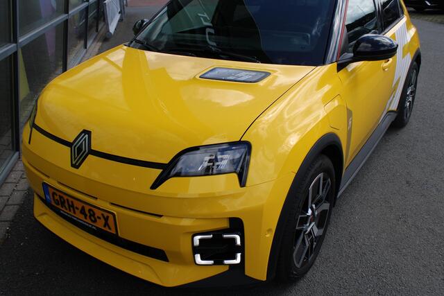 Renault 5 comfort range iconic cinq 52 kWh / DEMO / HARMAN/KARDON / PACK WINTER / PACK ADVANCED DRIVING ASSIST