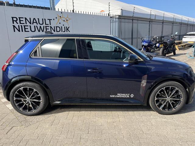 Renault 5 comfort range iconic cinq 52 kWh / PACK SAFETY & ADVANCED DRIVING ASSIST / HARMAN KARDON AUDIO / ADAPTER V2L