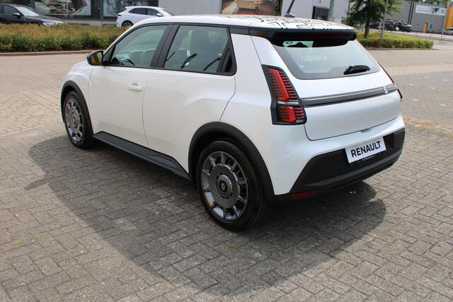 Renault 5 urban range Night & Day 40 kWh | Serie Limitee | Daksticker | Pack Winter | Uit voorraad leverbaar