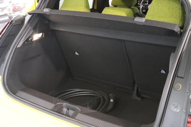 Renault 5 comfort range iconic cinq 52 kWh | Camera | Harman Kardon | Navigatie | Adaptieve cruise control | AppleCarplay AndroidAuto |