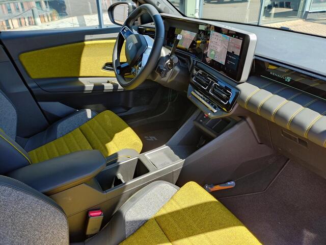 Renault 5 comfort range iconic cinq 52 kWh / PACK SAFETY & ADVANCED DRIVING ASSIST