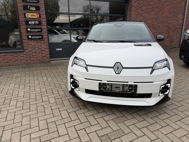 Renault 5 comfort range Roland-Garros 52 kWh Pack safety,Pack Harman kardon Rijklaar