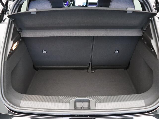 Renault 5 Techno Comfort range | Achteruitrijcamera | ISOFIX-bevestigingssysteem voor kinderzitjes op passagiersstoel en op de twee buitenste zitplaatsen achter | LED-dagrijverlichting met specifiek vormgegeven lichtsignatuur