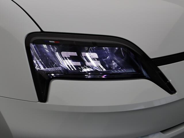 Renault 5 Techno Comfort range | Achteruitrijcamera | ISOFIX-bevestigingssysteem voor kinderzitjes op passagiersstoel en op de twee buitenste zitplaatsen achter | LED-dagrijverlichting met specifiek vormgegeven lichtsignatuur