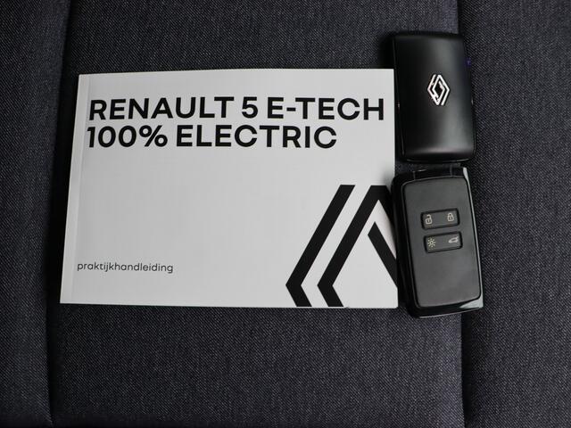 Renault 5 Techno Comfort range | Achteruitrijcamera | ISOFIX-bevestigingssysteem voor kinderzitjes op passagiersstoel en op de twee buitenste zitplaatsen achter | LED-dagrijverlichting met specifiek vormgegeven lichtsignatuur