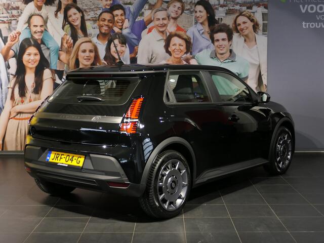 Renault 5 urban range evolution 40 kWh - Demo! - Beschikbaar per 12-03-2026 - All seasons - Verwarme voorstoelen - Sensor achter