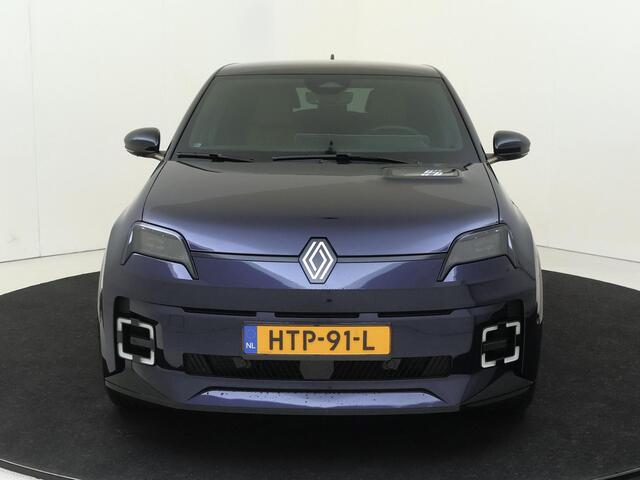 Renault 5 urban range iconic cinq 40 kWh | Pack Safety & Advanced Driving Assist | Bleu Nocturne