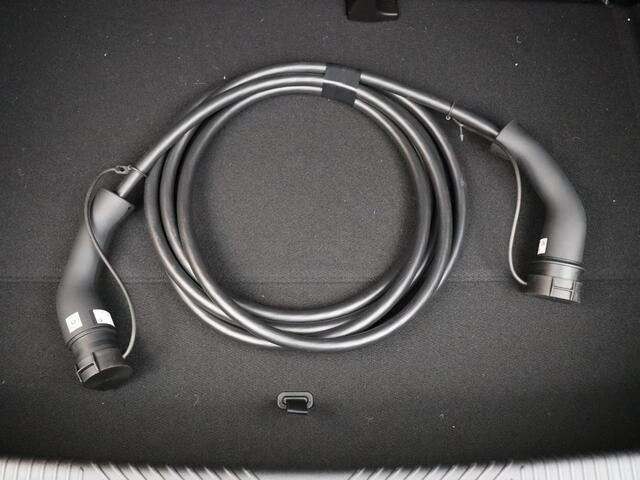 Renault 5 urban range iconic cinq 40 kWh | Active driver assist | Blind spot warning |