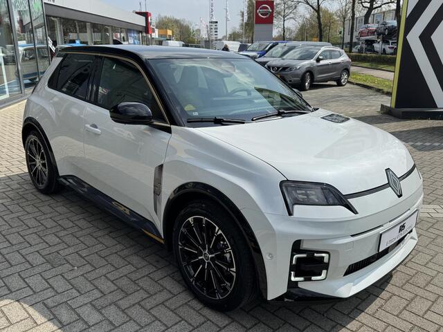 Renault 5 Iconic Cinq 150 pk Comfort Range l Meer dan ¤ 1.500 voorraadvoordeel! l Gratis 5 jaar fabrieksgarantie!