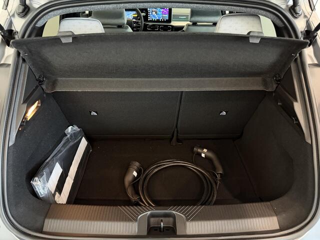 Renault 5 Comfort Range Roland Garros 52 kWh | Harman/Kardon | Pack Safety & Advanced Driving Assist | Van: ¤ 38.759,- nu rijklaar voor: ¤37.459,-