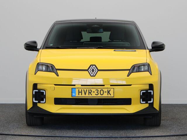 Renault 5 comfort range techno 52 kWh | Stoel-stuur verwarming | Adaptieve cruise control | Achteruitrijcamera | Warmtepomp |