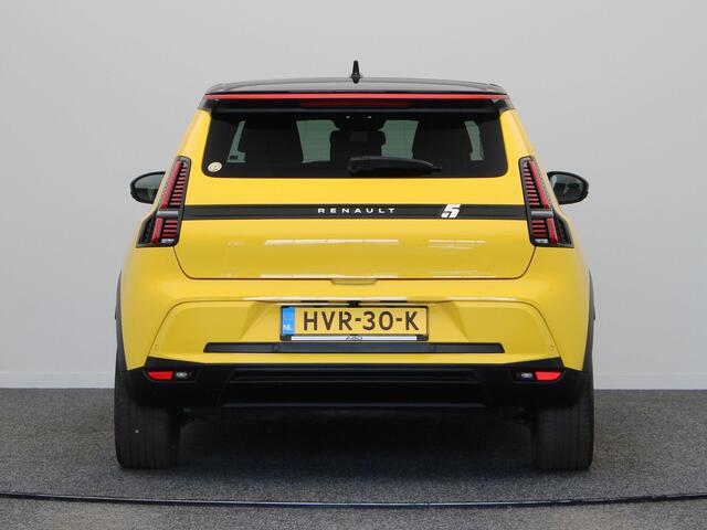 Renault 5 comfort range techno 52 kWh | Stoel-stuur verwarming | Adaptieve cruise control | Achteruitrijcamera | Warmtepomp |