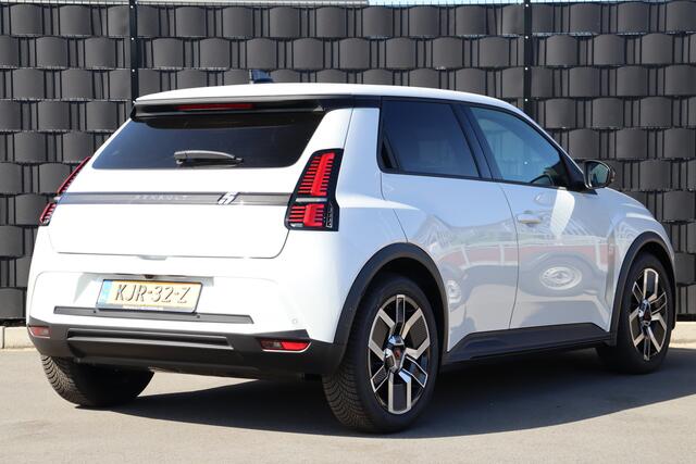 Renault 5 comfort range techno 52 kWh EV | Demo | 5 jaar garantie | Adap. Cruise | Camera | Navigatie | Warmtepomp