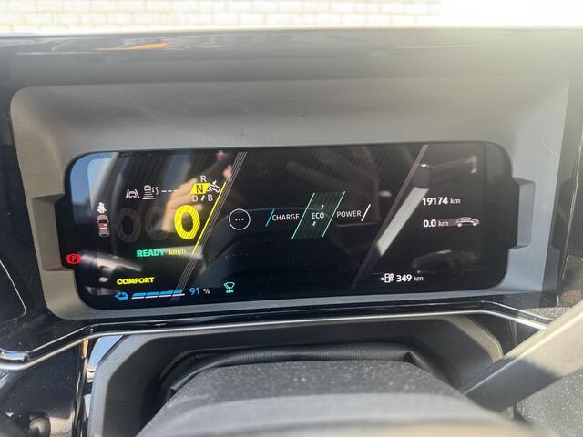 Renault 5 comfort range Techno 52 kWh | Adaptive Cruise Control | Camera | Navigatie | Apple CarPlay / Android Auto |
