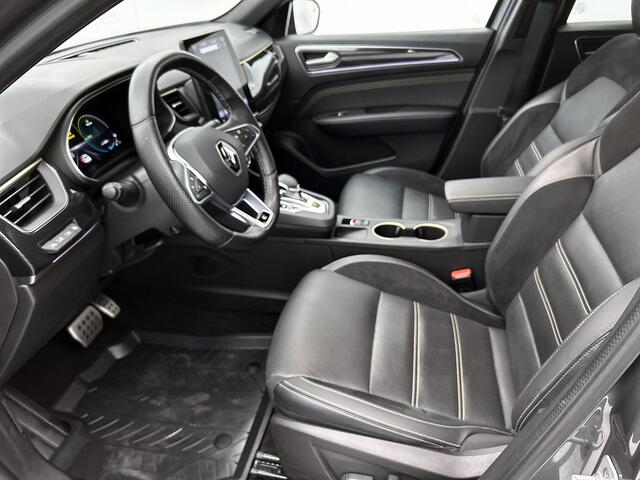 Renault Arkana 1.6 E-Tech hybrid 145 E-Tech engineered Leder, Draadloos laden, Sfeerverlichting