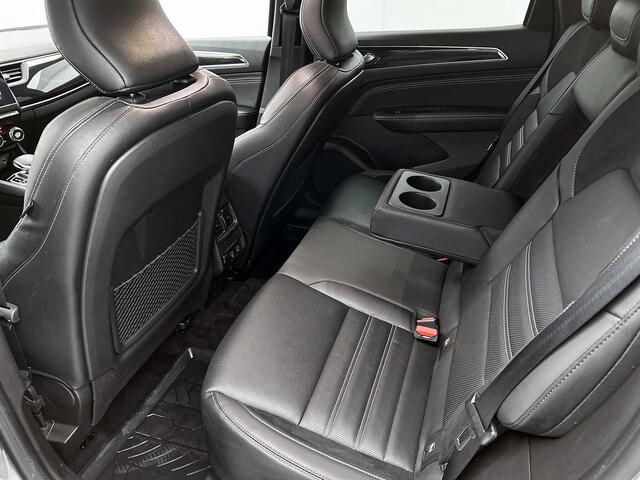 Renault Arkana 1.6 E-Tech hybrid 145 E-Tech engineered Leder, Draadloos laden, Sfeerverlichting
