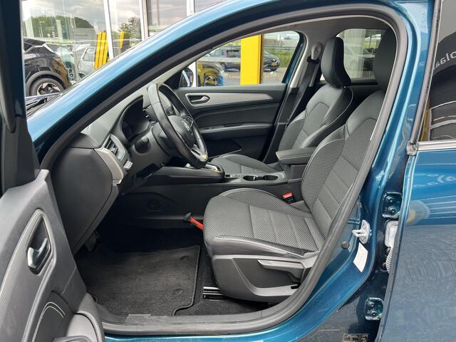 Renault Arkana 1.6 E-Tech Hybrid 145 Intens | 1e eigenaar | Bose Audio | Cruise adaptief | 100% dlr onderhouden | Navigatie groot | LED | DAB | Achteruitrijcamera |