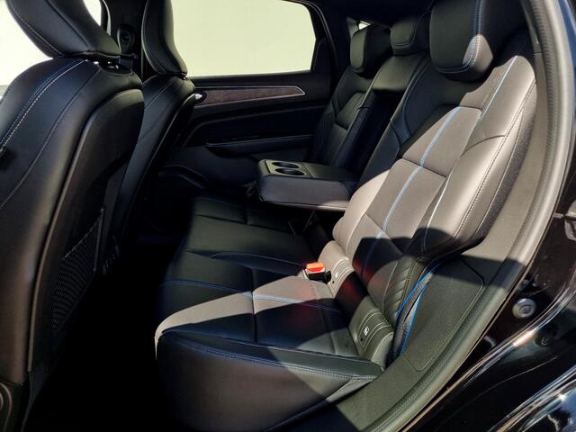 Renault Arkana 1.6 E-Tech full hybrid 145 esprit Alpine Automaat / Schuif-/Kanteldak / Cruise Control Adaptief / Bose Audio / Camera / Navigatie