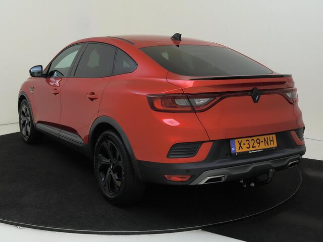 Renault Arkana 1.6 E-Tech hybrid 145 E-Tech engineered |AUTOMAAT | Trekhaak| Cruise & Climate Control| Navigatie | Panoramisch dak