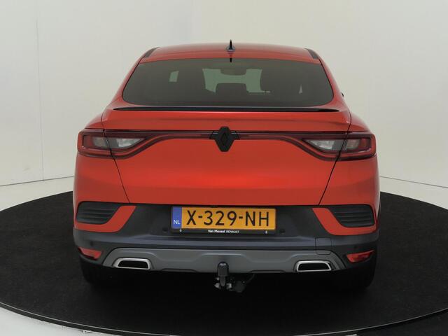 Renault Arkana 1.6 E-Tech hybrid 145 E-Tech engineered |AUTOMAAT | Trekhaak| Cruise & Climate Control| Navigatie | Panoramisch dak