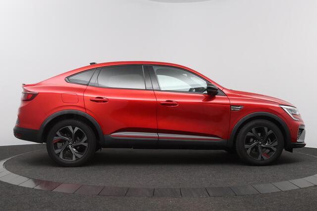 Renault Arkana 1.6 E-Tech hybrid 145 EDC R.S. Line | Panoramadak | Leder | Carplay/Android Auto |