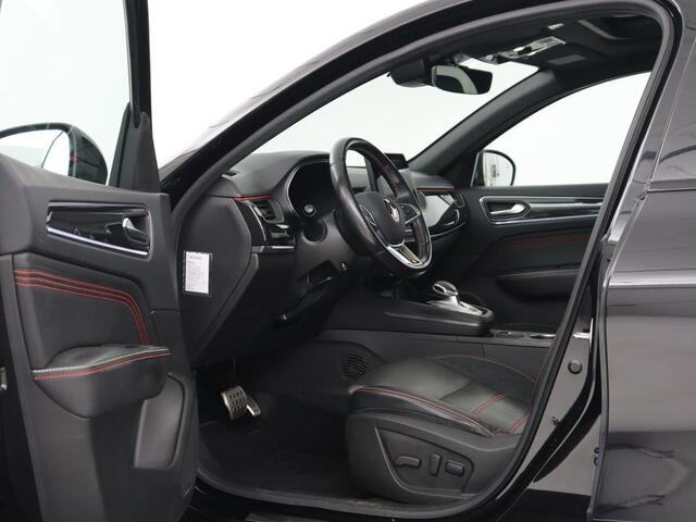 Renault Arkana 1.6 E-Tech Hybrid 145 RS Line | Panoramadak | Leder | Stoel & stuurverwarming | Adaptive cruise | Trekhaak | Camera | Navigatie | Carplay | Keyless | Full LED | Park Assist