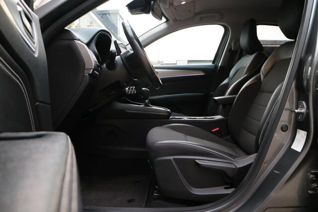 Renault Arkana 1.6 E-Tech Hybrid 145 Intens | Automaat! | Trekhaak! |