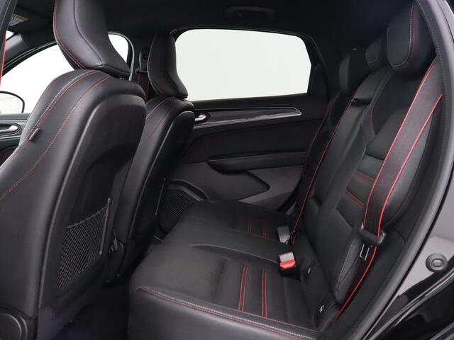 Renault Arkana 1.6 E-Tech Hybrid 145 R.S. Line | Leder/Alcantara | Stoelverwarming | Adaptive cruise | Camera | Carplay | Navigatie | Keyless