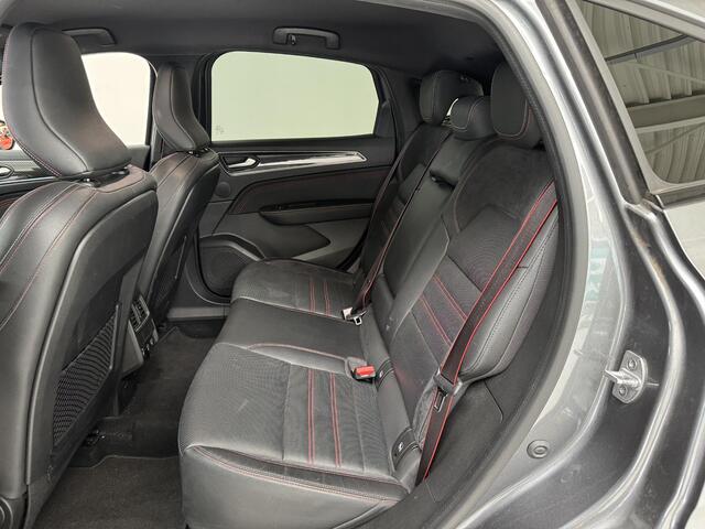 Renault Arkana 1.6 E-Tech Hybrid 145 R.S. Line | Navigatie | Cruise Control Adaptief | Achteruitrijcamera | BOSE |