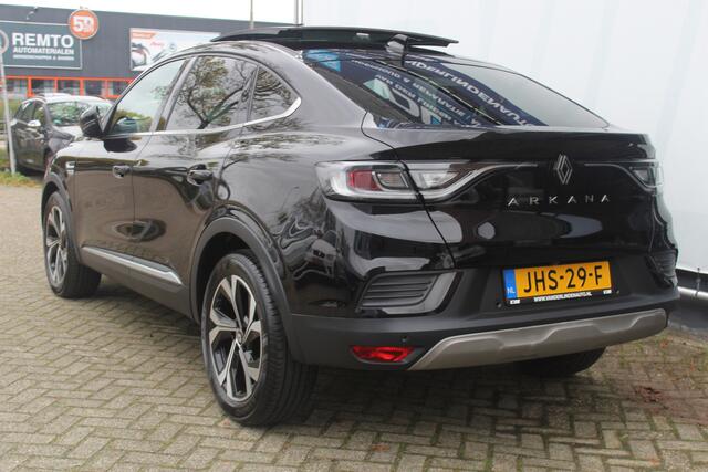 Renault Arkana 1.3 TCe 140 RS line Mild hybrid Panorama dak l Sfeerverlichting l Parkeercamera achter l Parkeersensoren voor en achter l Apple carplay / Android auto VDL auto