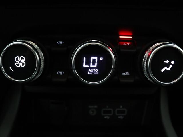 Renault Arkana 145pk E-Tech hybrid E-Tech engineered Automaat BOSE | Camera | Adapt. Cruise | Stoel-/stuurverw. | Panoramadak | Trekhaak