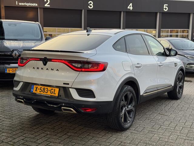 Renault Arkana 1.6 E-Tech hybrid 145 E-Tech engineered / STOELVERWARMING / NAVIGATIE / ACHTERUITRIJCAMERA /