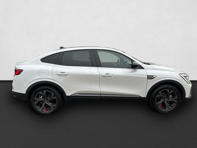 Renault Arkana 1.6 E-Tech full hybrid 145 R.S. Line CLIMATE / CAMERA / STOEL VERW. / TREKHAAK / NAVI