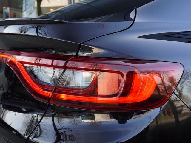 Renault Arkana 1.6 E-Tech hybrid 145 E-Tech engineered AUTOMAAT / 9,3'' NAVI / LEDER / CAMERA / BLINDSPOT / PDC 360 / PRIV GLASS / ADAPT. CRUISE / STOELV. / STUURV. / CLIMATE / APPLE CARPLAY / ANDROID AUTO / 18'' LMV