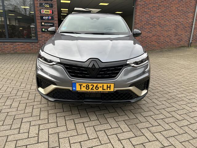 Renault Arkana 1.6 E-Tech hybrid 145 E-Tech engineered