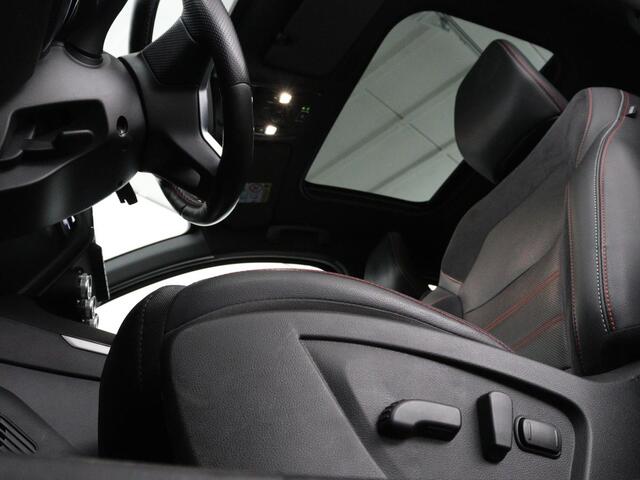 Renault Arkana 1.6 E-Tech Hybrid 145 R.S. Line | Panoramadak | Leder/Alcantara | Trekhaak | Stoelverwarming | Adaptive cruise | Camera | Carplay | Keyless | Park Assist | Full LED | Navigatie